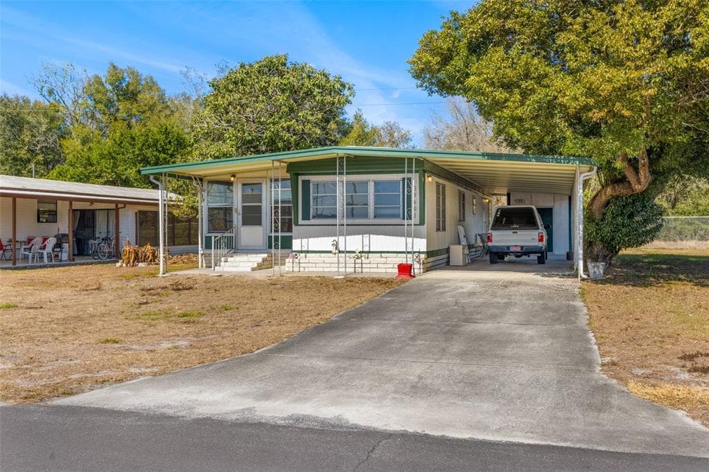 39601 ELGIN DRIVE ZEPHYRHILLS, FL 33542