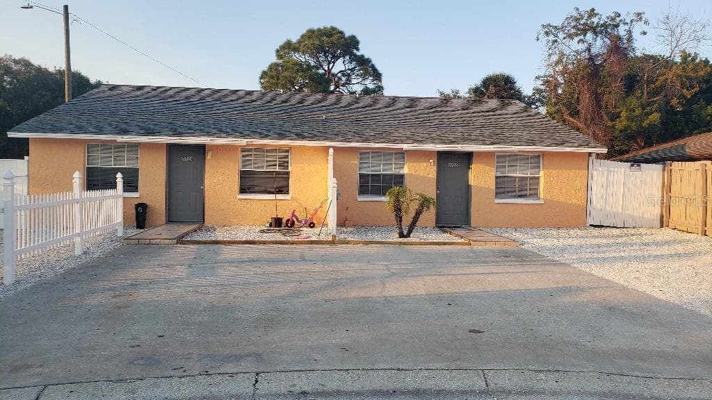 5724 9TH STREET COURT E BRADENTON, FL 34203