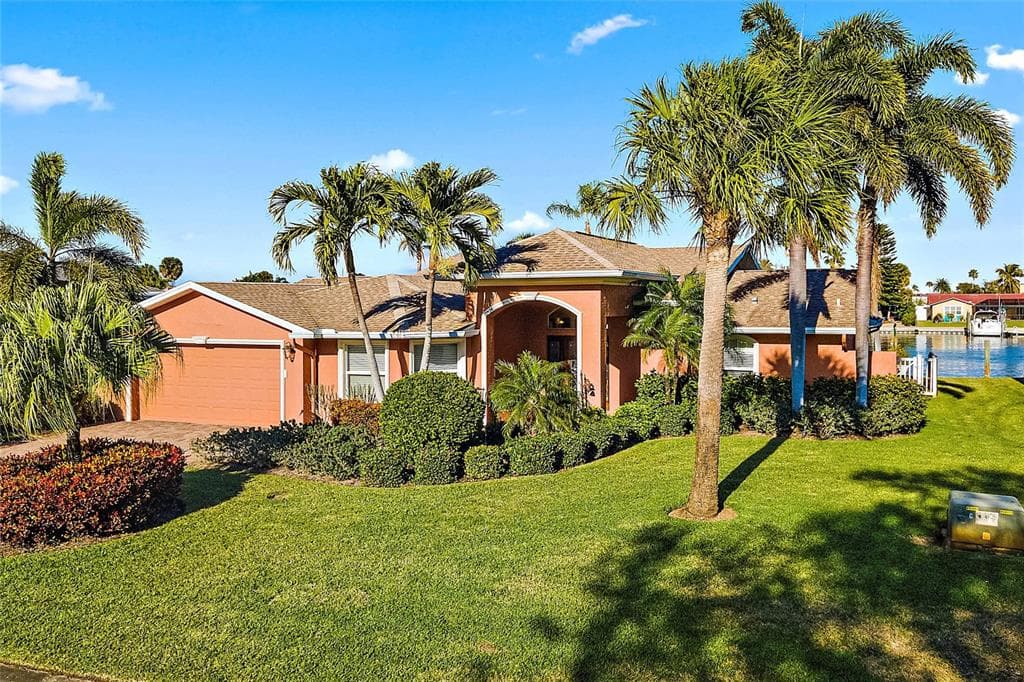 6381 2ND PALM POINT ST PETE BEACH, FL 33706