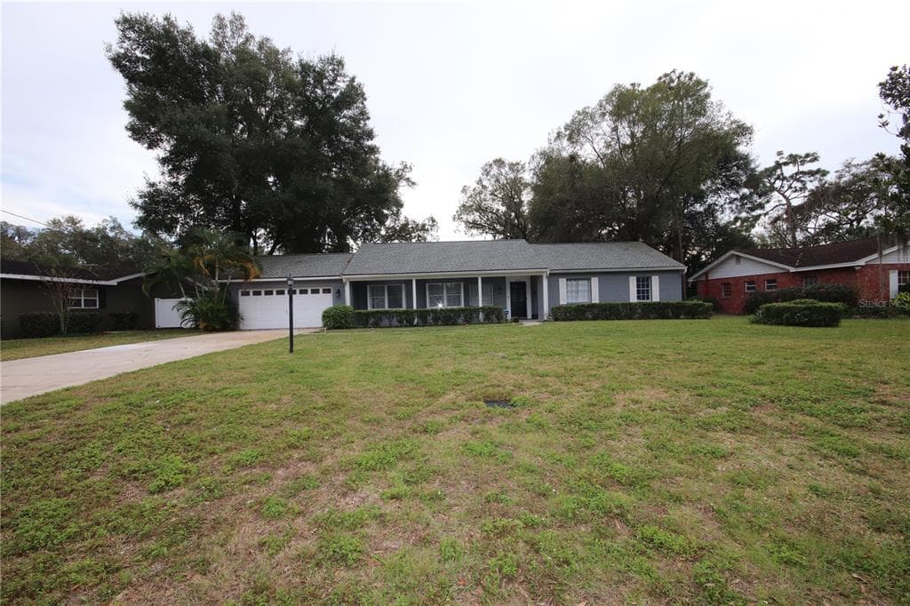 615 CAROLYN DRIVE BRANDON, FL 33510