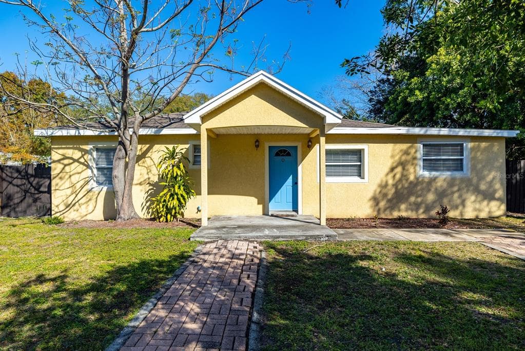 3013 W MEADOW STREET TAMPA, FL 33611