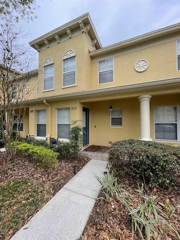 250 HARDCASTLE PLACE VALRICO, FL 33594