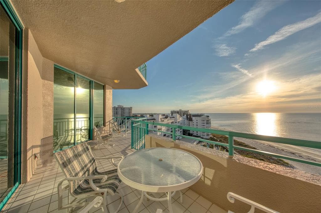 1560 GULF BOULEVARD UNIT 1007 CLEARWATER, FL 33767