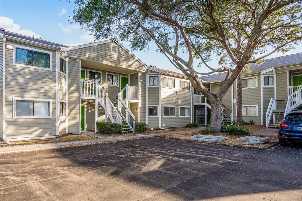 7298 ULMERTON ROAD UNIT 509 LARGO, FL 33771