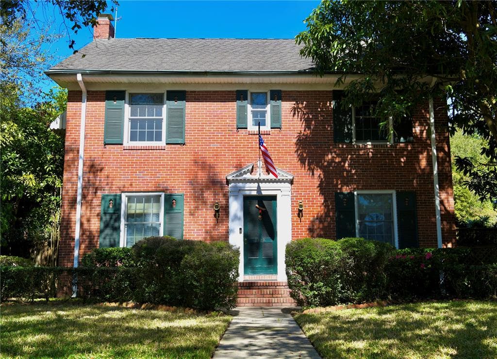 2529 W SUNSET DRIVE