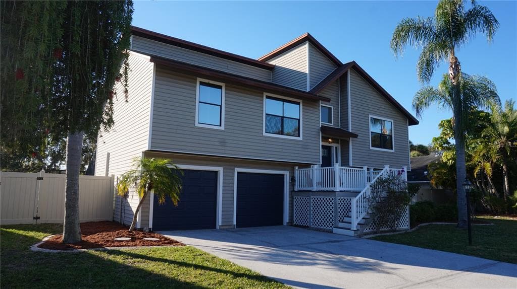 660 EASTPOINTE PARKWAY SARASOTA, FL 34232