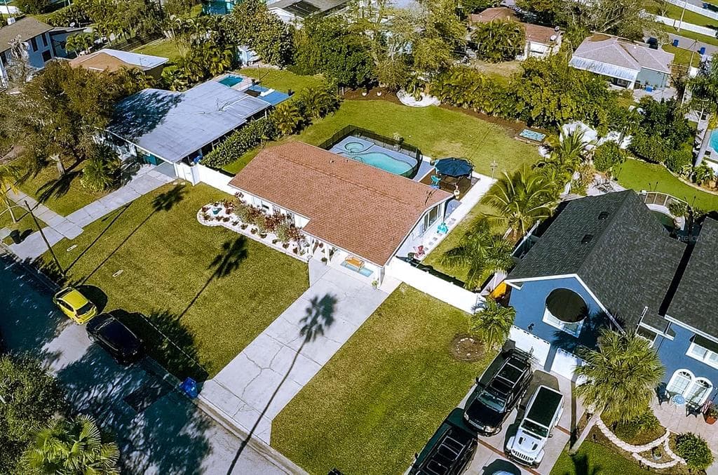 3719 ALABAMA AVENUE NE ST PETERSBURG, FL 33703