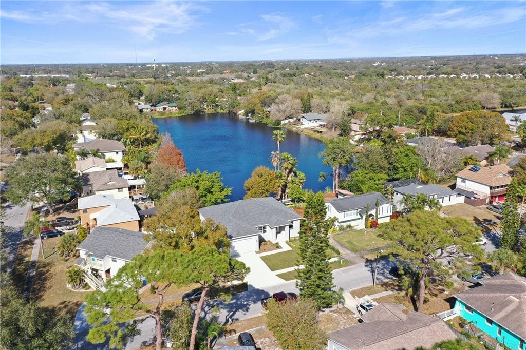 1210 CASTLEWORKS LANE TARPON SPRINGS, FL 34689