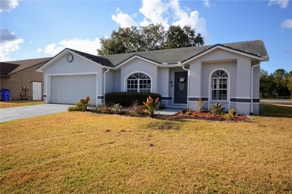 3249 TRIPLE CROWN LANE LAKELAND, FL 33811