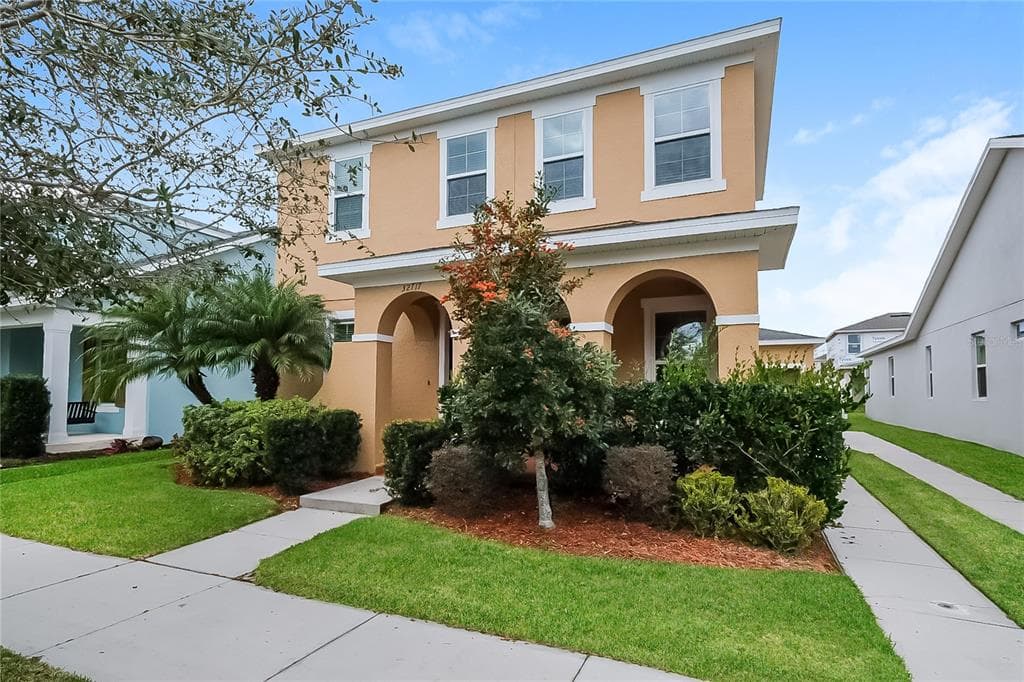 32717 COLDWATER CREEK LOOP WESLEY CHAPEL, FL 33545