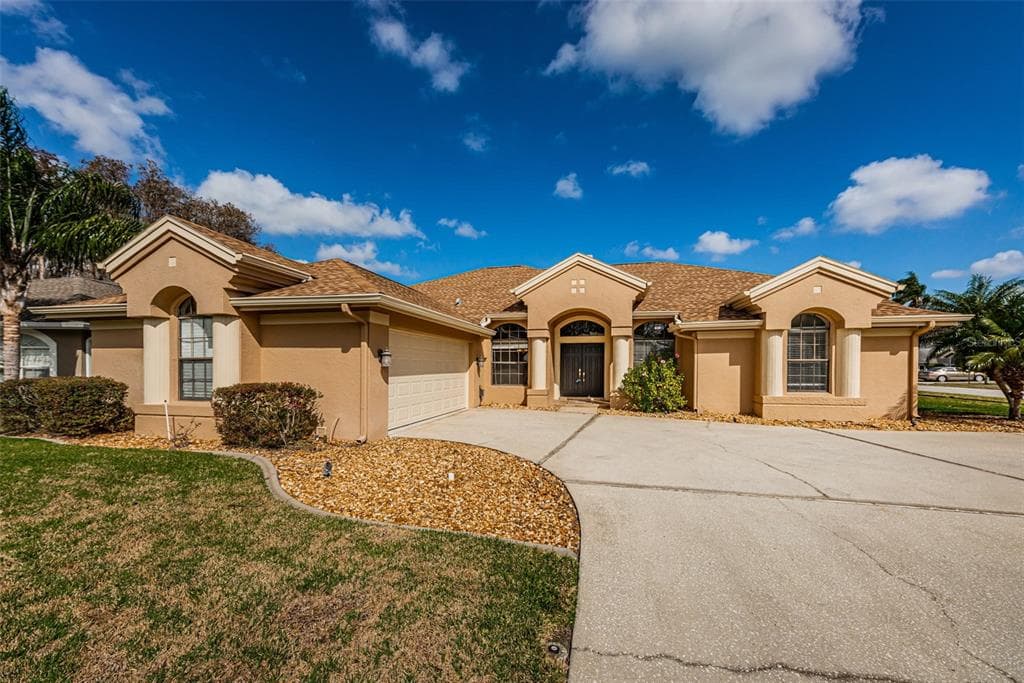 7421 CHELTNAM COURT NEW PORT RICHEY, FL 34655