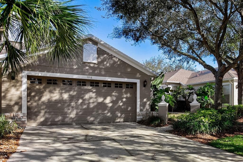 5918 PHOEBENEST DRIVE LITHIA, FL 33547