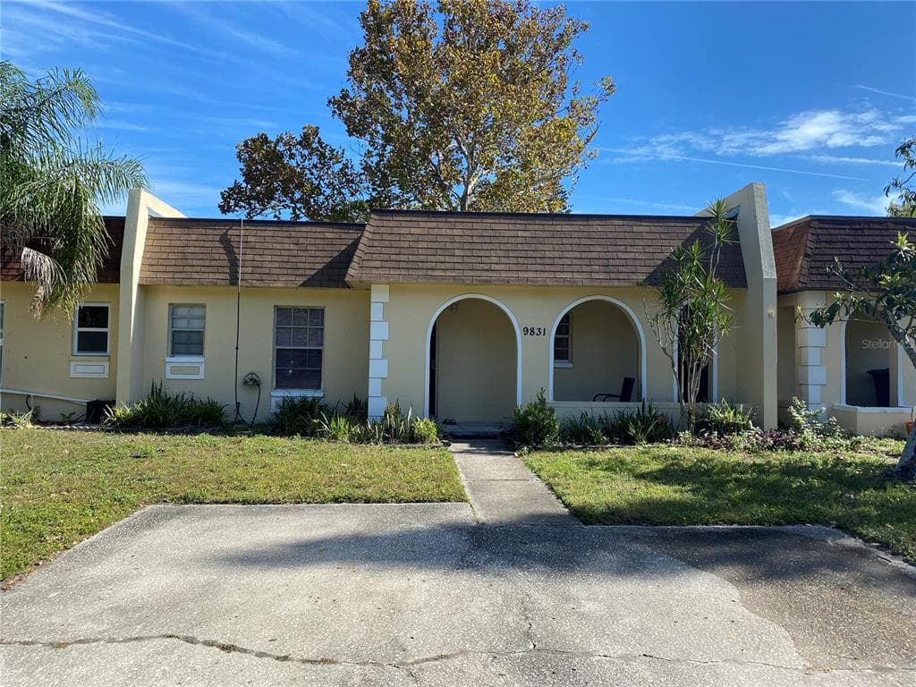 9831 83RD WAY SEMINOLE, FL 33777
