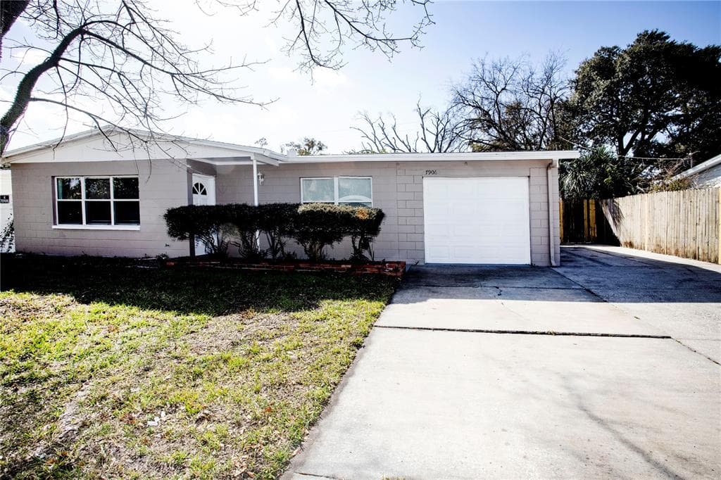 7906 W POWHATAN AVENUE TAMPA, FL 33615