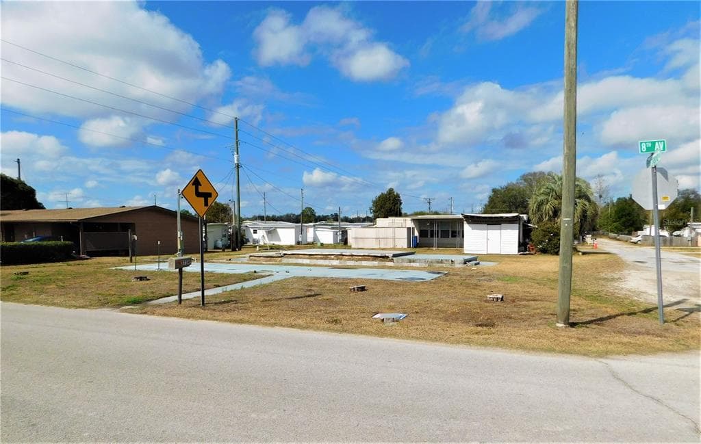 37345 8TH AVENUE ZEPHYRHILLS, FL 33542