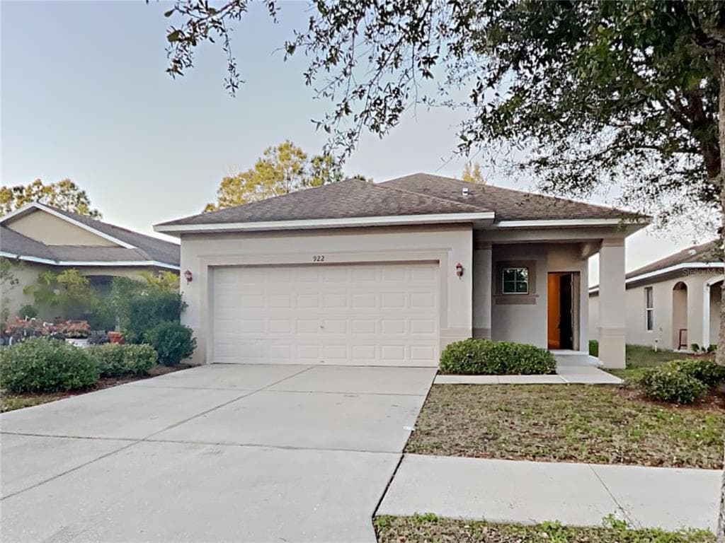922 LARWOOD PINE DRIVE RUSKIN, FL 33570