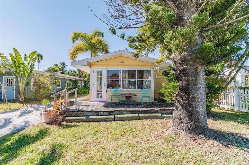 13120 BOCA CIEGA AVENUE MADEIRA BEACH, FL 33708
