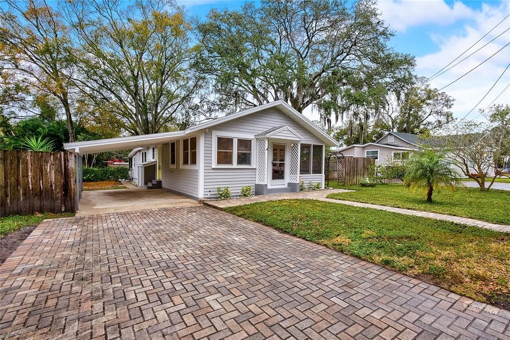 405 DEMPSEY ROAD PALM HARBOR, FL 34683