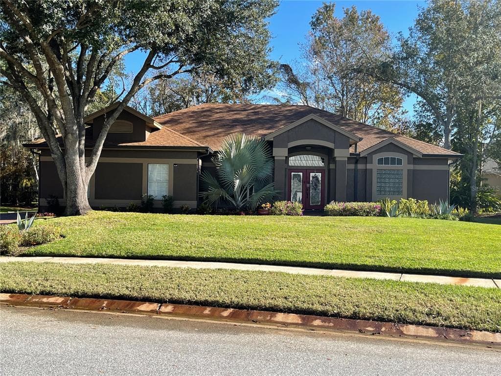 1445 TWIN OAKS CIRCLE OVIEDO, FL 32765