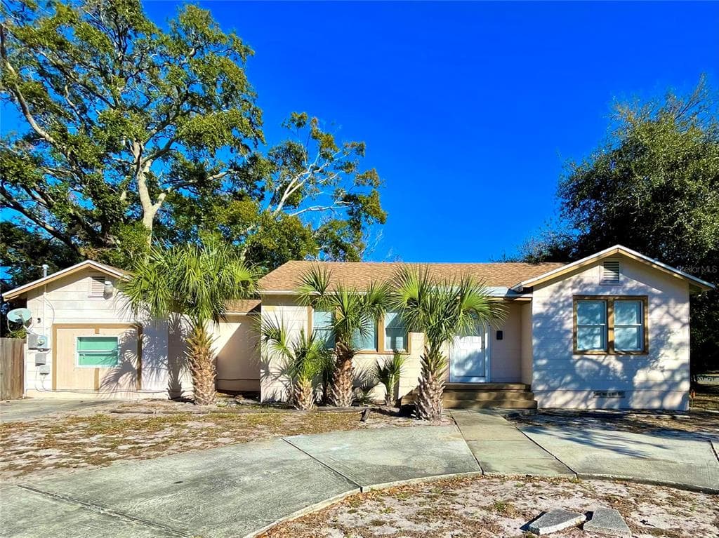 3746 8TH STREET S ST PETERSBURG, FL 33705