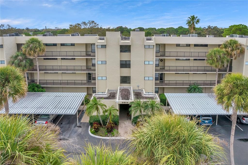 2614 COVE CAY DRIVE UNIT 204 CLEARWATER, FL 33760