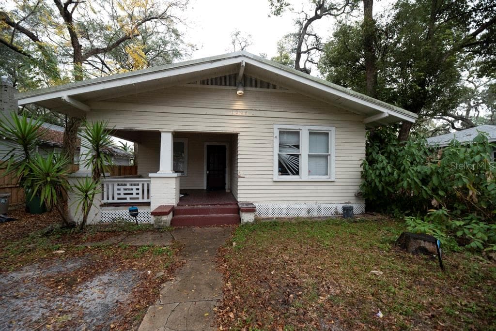 1008 E POWHATAN AVENUE TAMPA, FL 33604