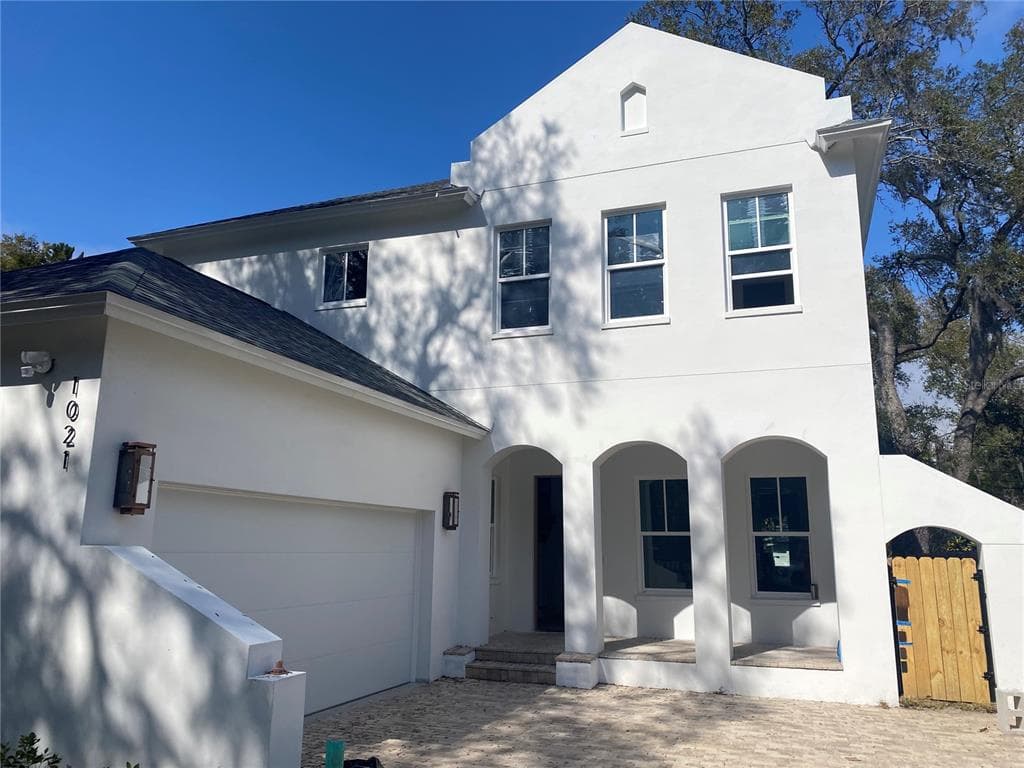 1021 42ND AVENUE N ST PETERSBURG, FL 33703