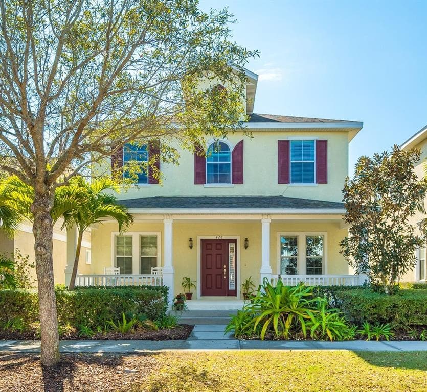 428 WINTERSIDE DRIVE APOLLO BEACH, FL 33572