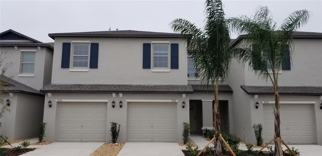 926 ROYAL EMPRESS DRIVE