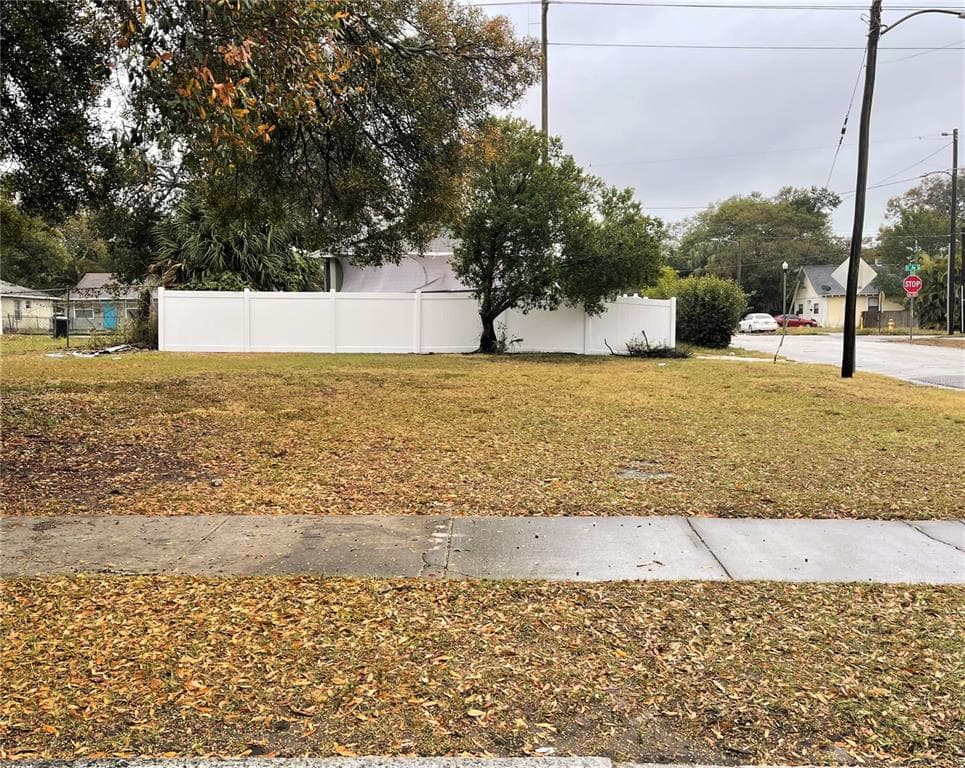 1146 JAMES AVENUE S ST PETERSBURG, FL 33705