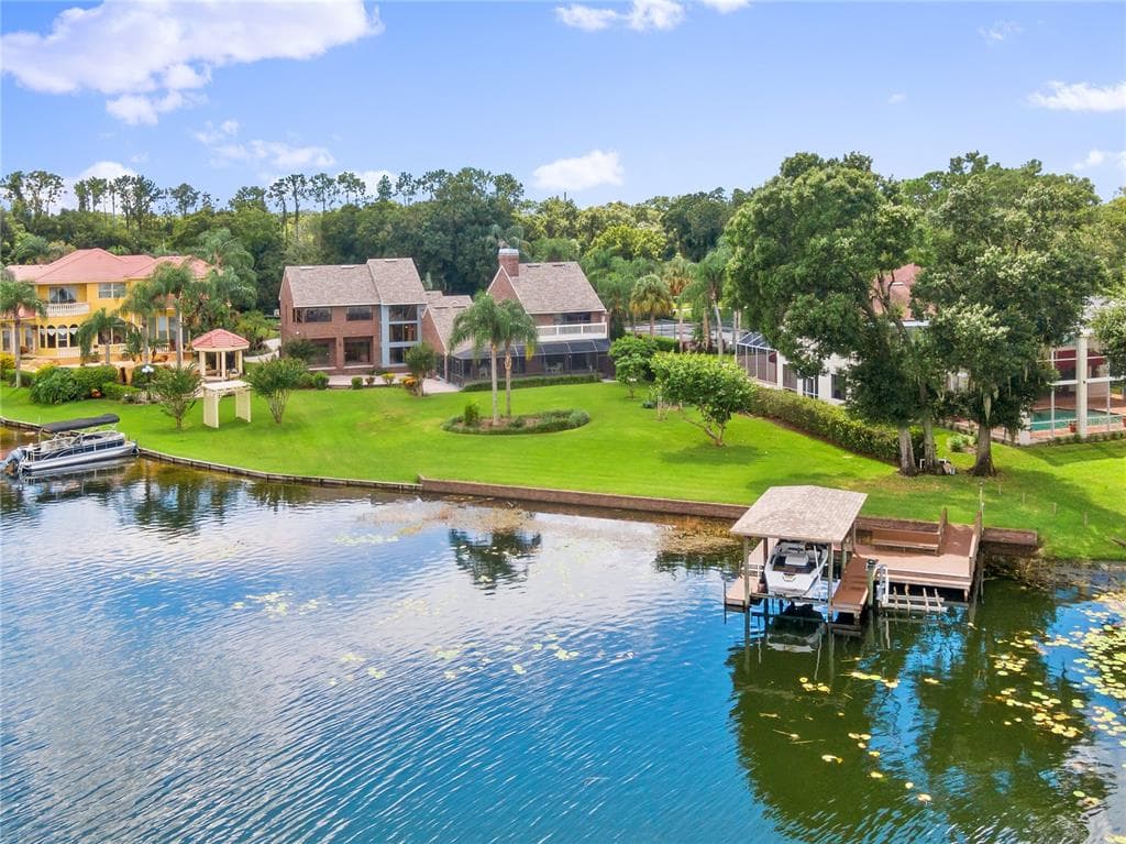 3117 MOSSVALE LANE TAMPA, FL 33618