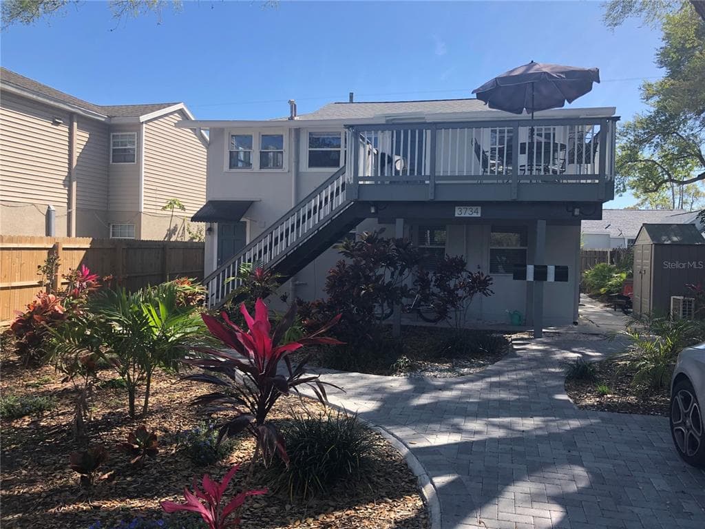 3734 BURLINGTON AVENUE N UNIT 2 ST PETERSBURG, FL 33713