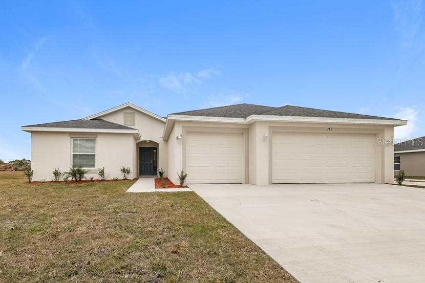 284 BECKENHAM DRIVE KISSIMMEE, FL 34758