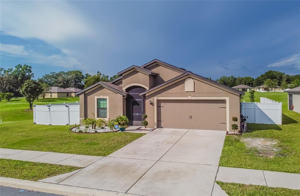 6739 REDBAY DRIVE BROOKSVILLE, FL 34602