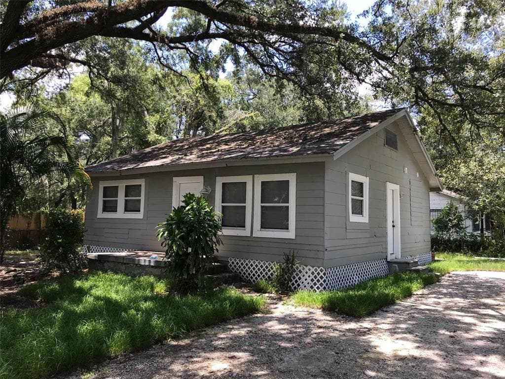 7220 E 21ST AVENUE TAMPA, FL 33619