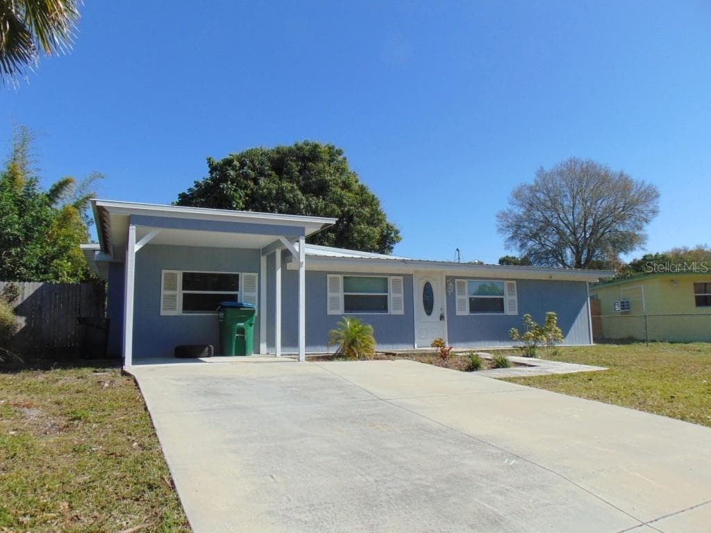 9129 82ND WAY SEMINOLE, FL 33777
