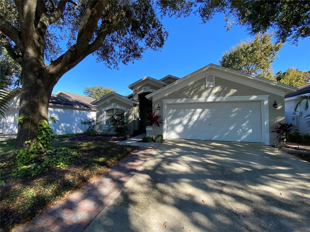 643 SAND RIDGE DRIVE VALRICO, FL 33594