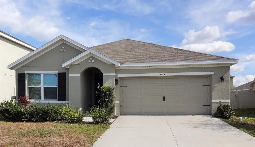 8107 HARWICH PORT LANE GIBSONTON, FL 33534