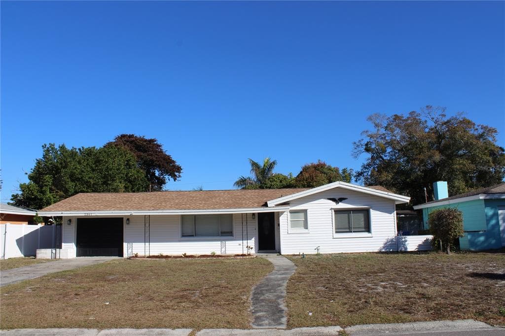 2361 67TH AVENUE S ST PETERSBURG, FL 33712