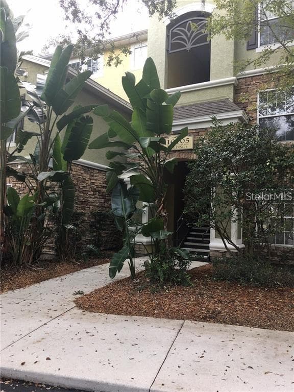 10105 COURTNEY PALMS BOULEVARD UNIT 202 TAMPA, FL 33619