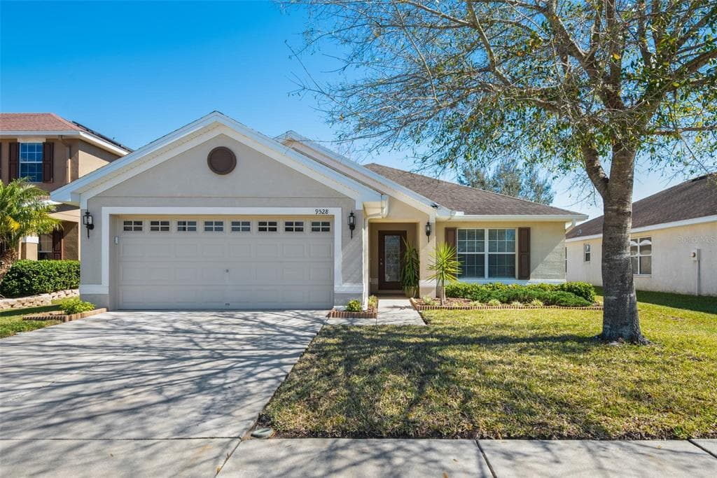9528 JAYBIRD LANE LAND O LAKES, FL 34638