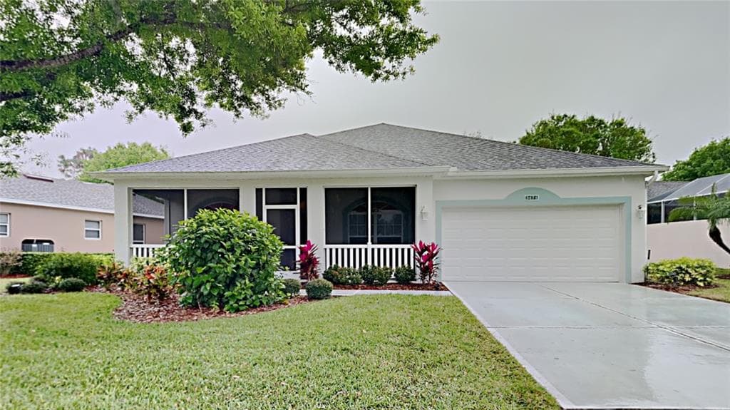 3471 CAPLAND AVENUE CLERMONT, FL 34711