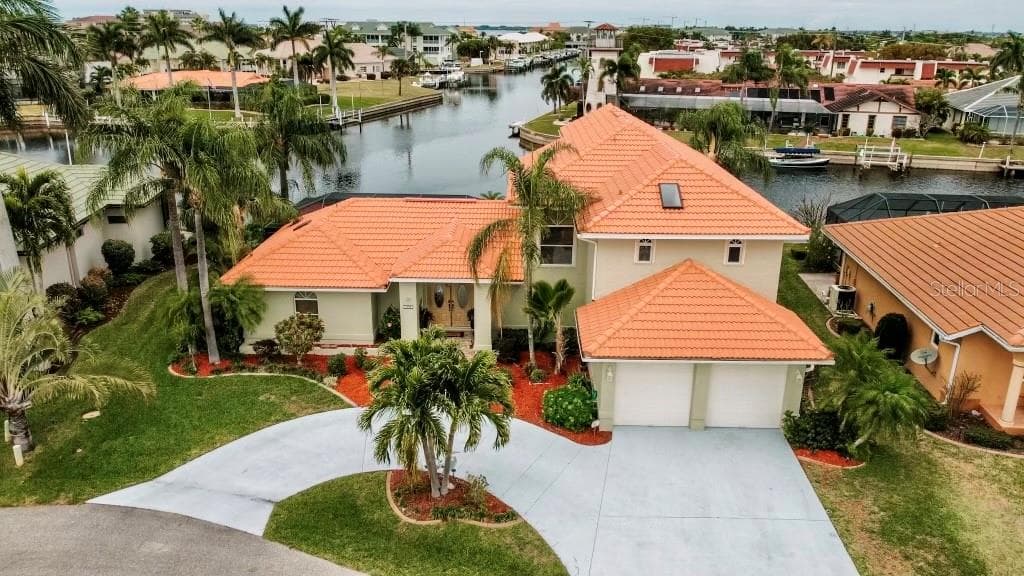 1136 VIA FORMIA PUNTA GORDA, FL 33950