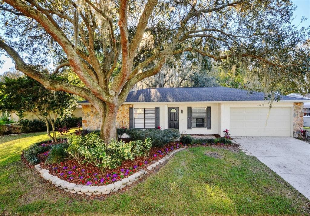 16314 E COURSE DRIVE TAMPA, FL 33624