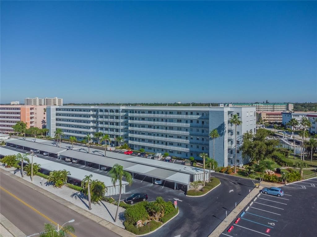 5925 SHORE BOULEVARD S UNIT 407 GULFPORT, FL 33707