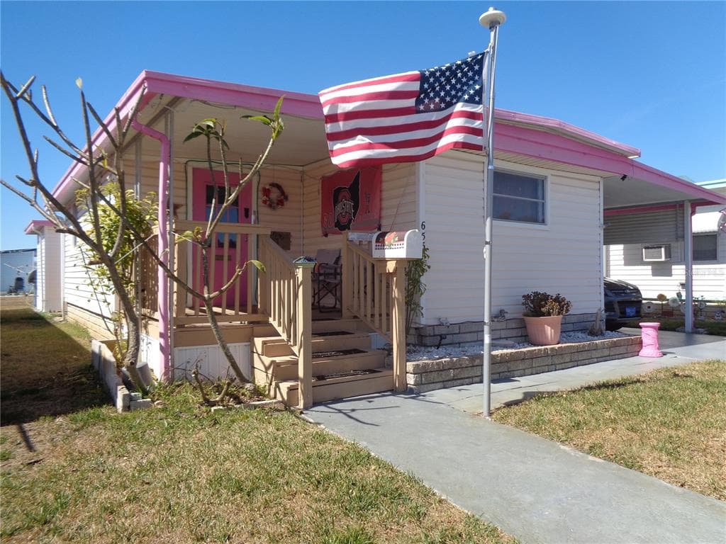 655 54TH STREET S UNIT 132 GULFPORT, FL 33707