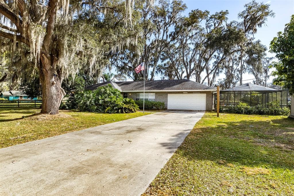 12229 GARDEN LAKE CIRCLE ODESSA, FL 33556