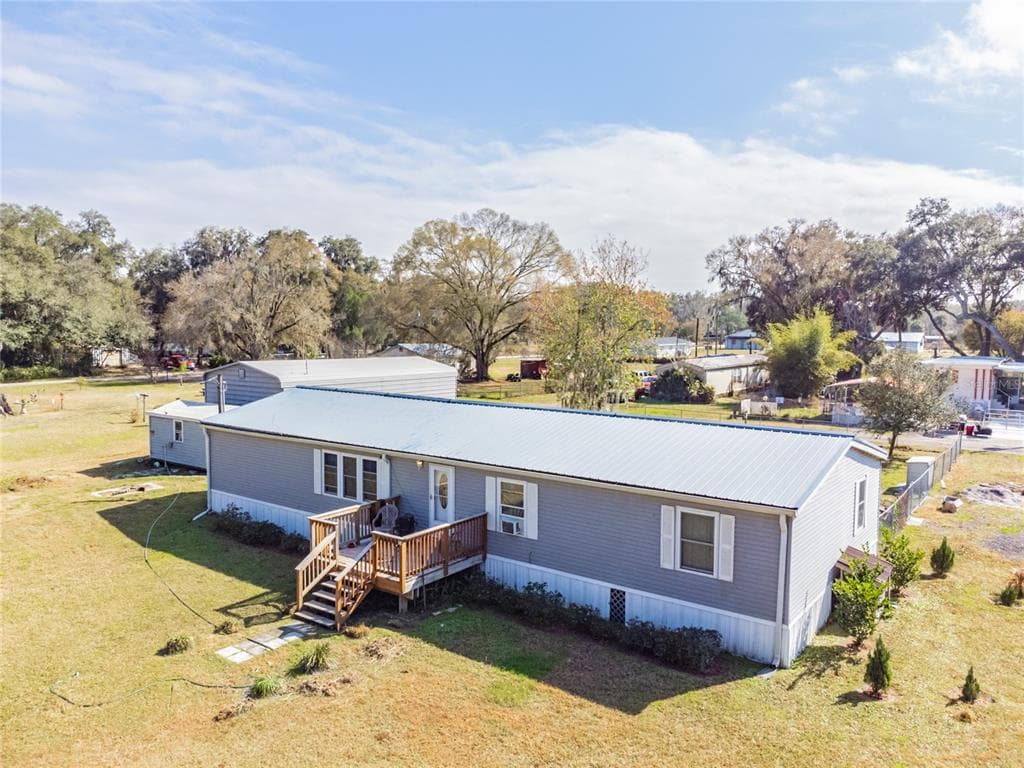 39550 BAY AVENUE ZEPHYRHILLS, FL 33540