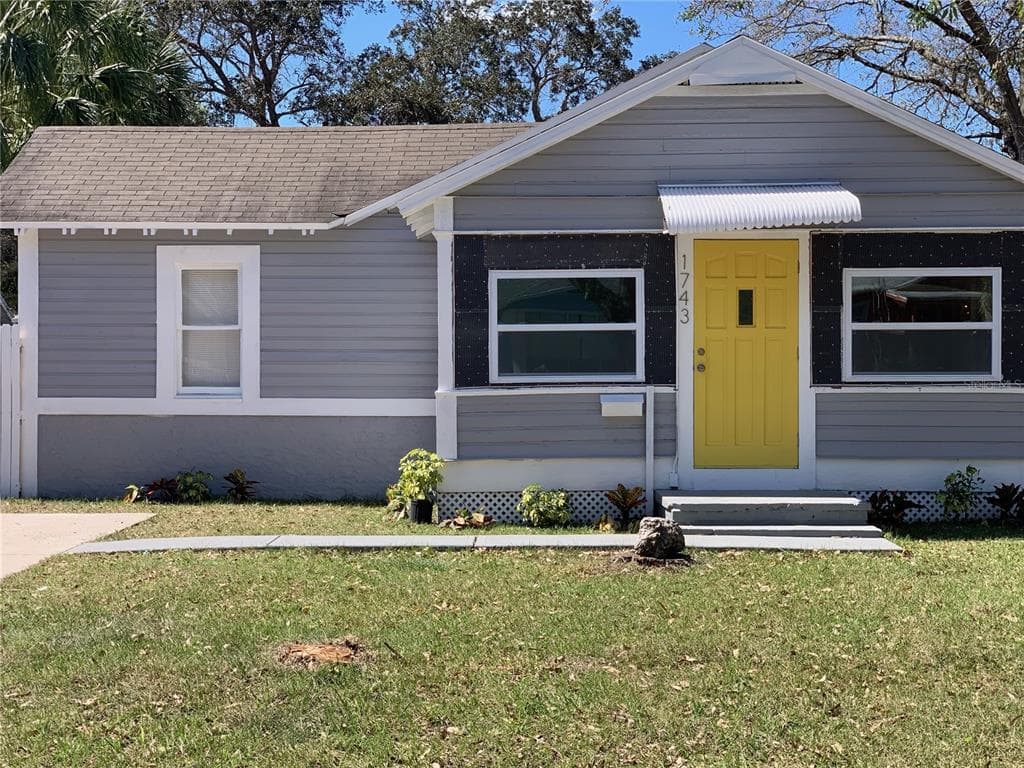 1743 NEWARK STREET S ST PETERSBURG, FL 33711