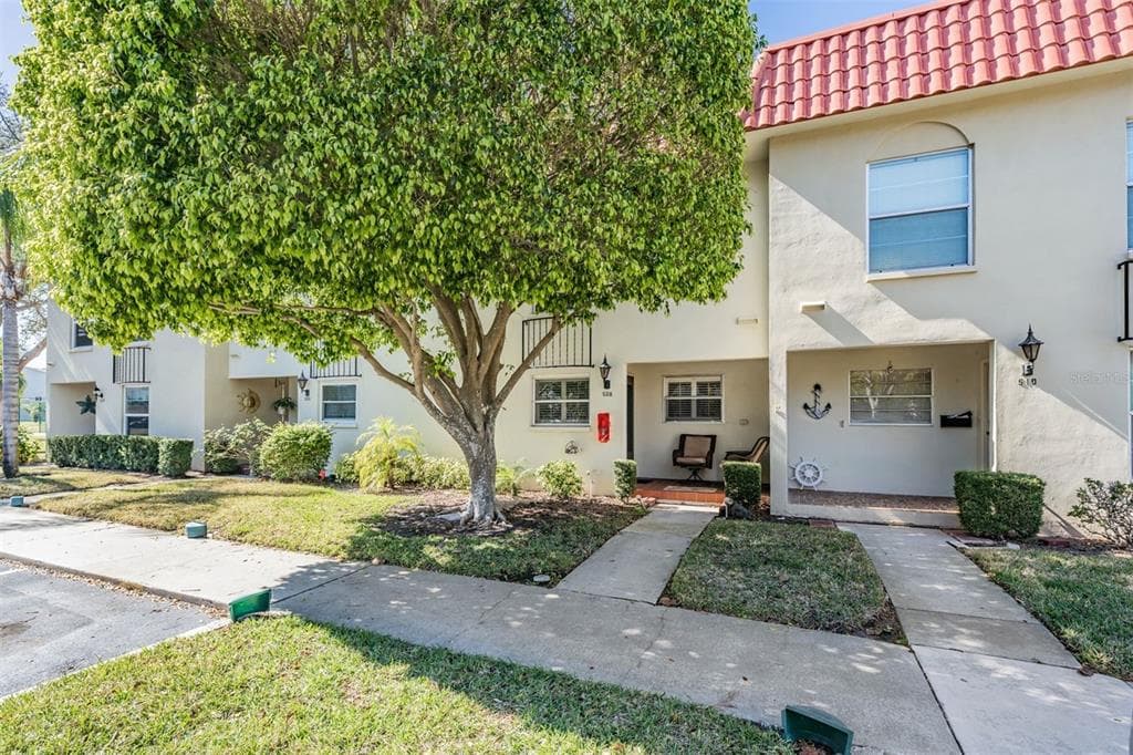 2700 BAYSHORE BOULEVARD UNIT 508 DUNEDIN, FL 34698